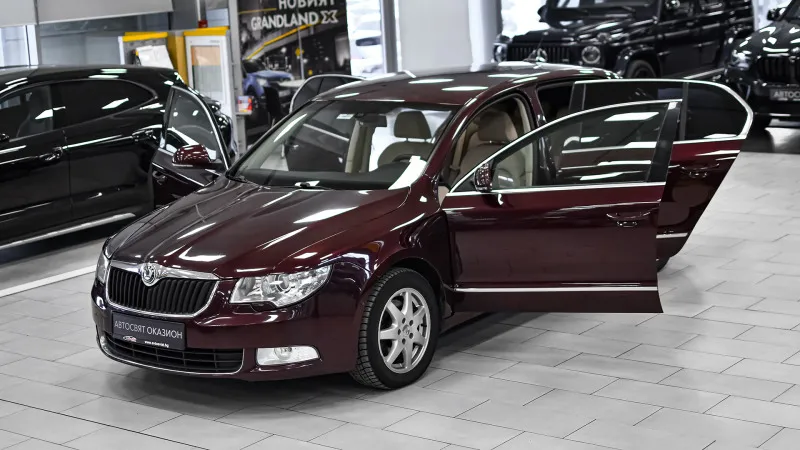 Skoda Superb 1.8 TSI DSG Image 1