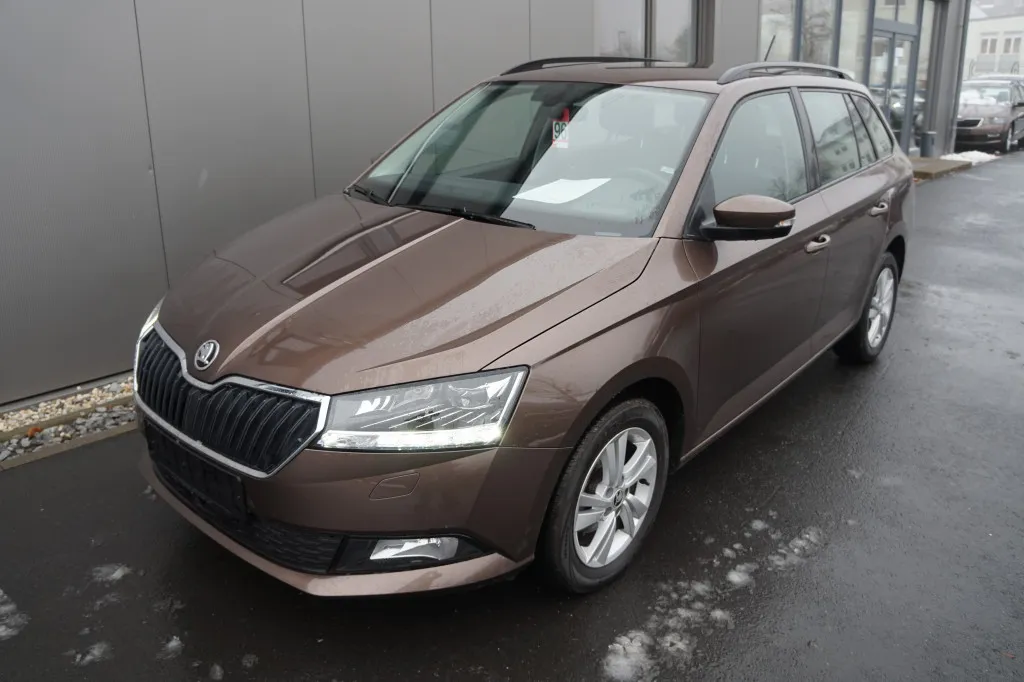 Skoda Fabia 1.0 TSI COMBI STYLE*TEMPOMAT*VOLL LED* Image 3