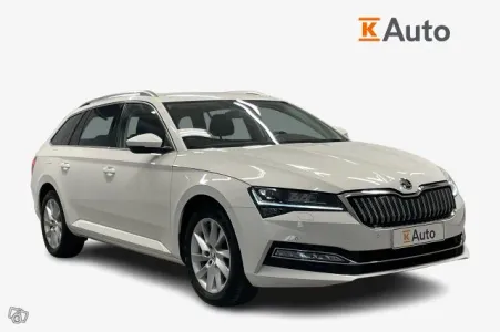 Skoda Superb Combi 1,4 TSI PHEV Style iV DSG *DCC / Vetokoukku / Sähköpenkit / Kamera / Digimittaristo*