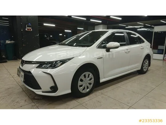 Toyota Corolla 1.8 Hybrid Vision Image 2