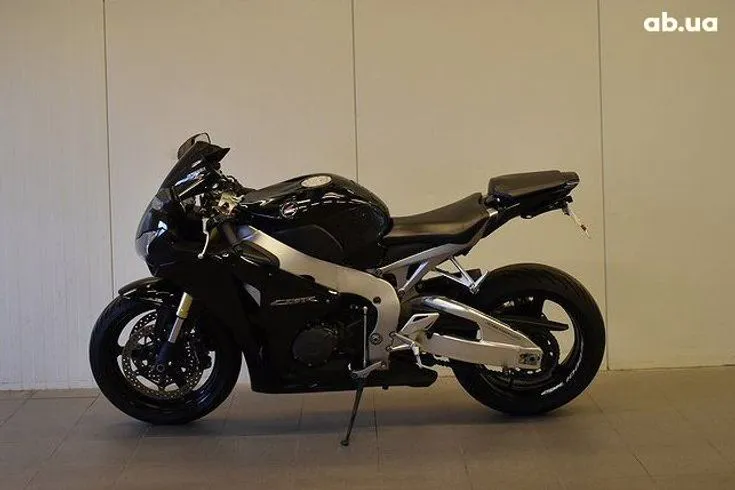 Honda CBR Image 4